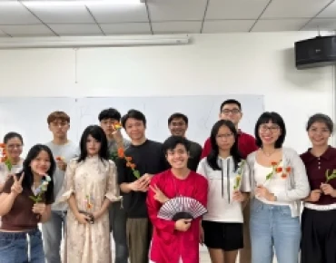 CLB tiếng Pháp chủ đề: Tết - Bình an là được