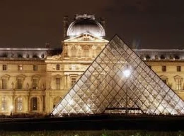 Bài 2 : Le musée du Louvre, c'est par où ?