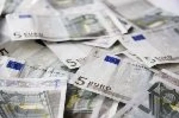 Bài 4 : l'euro & le franc